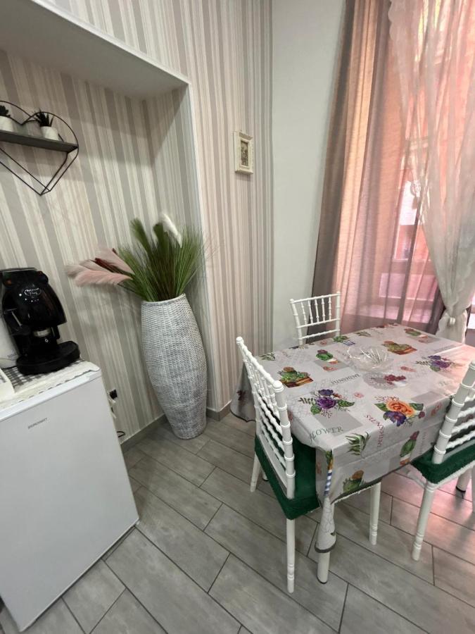 Cuore Di Napoli Nápoles Exterior foto